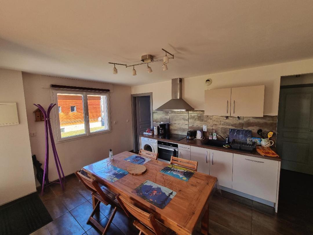 Magnifique Appartement A La Montagne Classe 4 Etoiles Chapelle-des-Bois Exterior foto